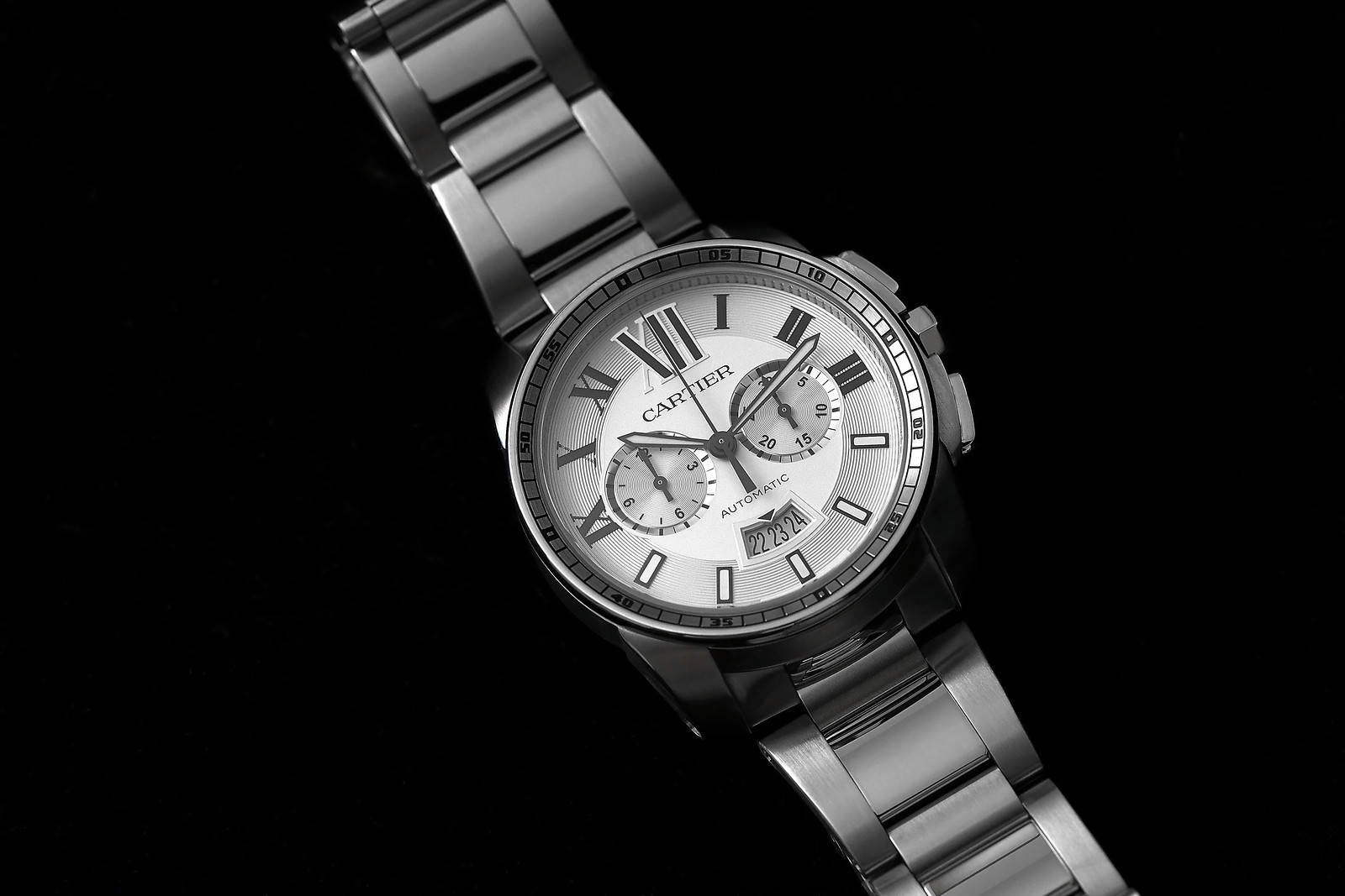 calibre de cartier chronograph watch