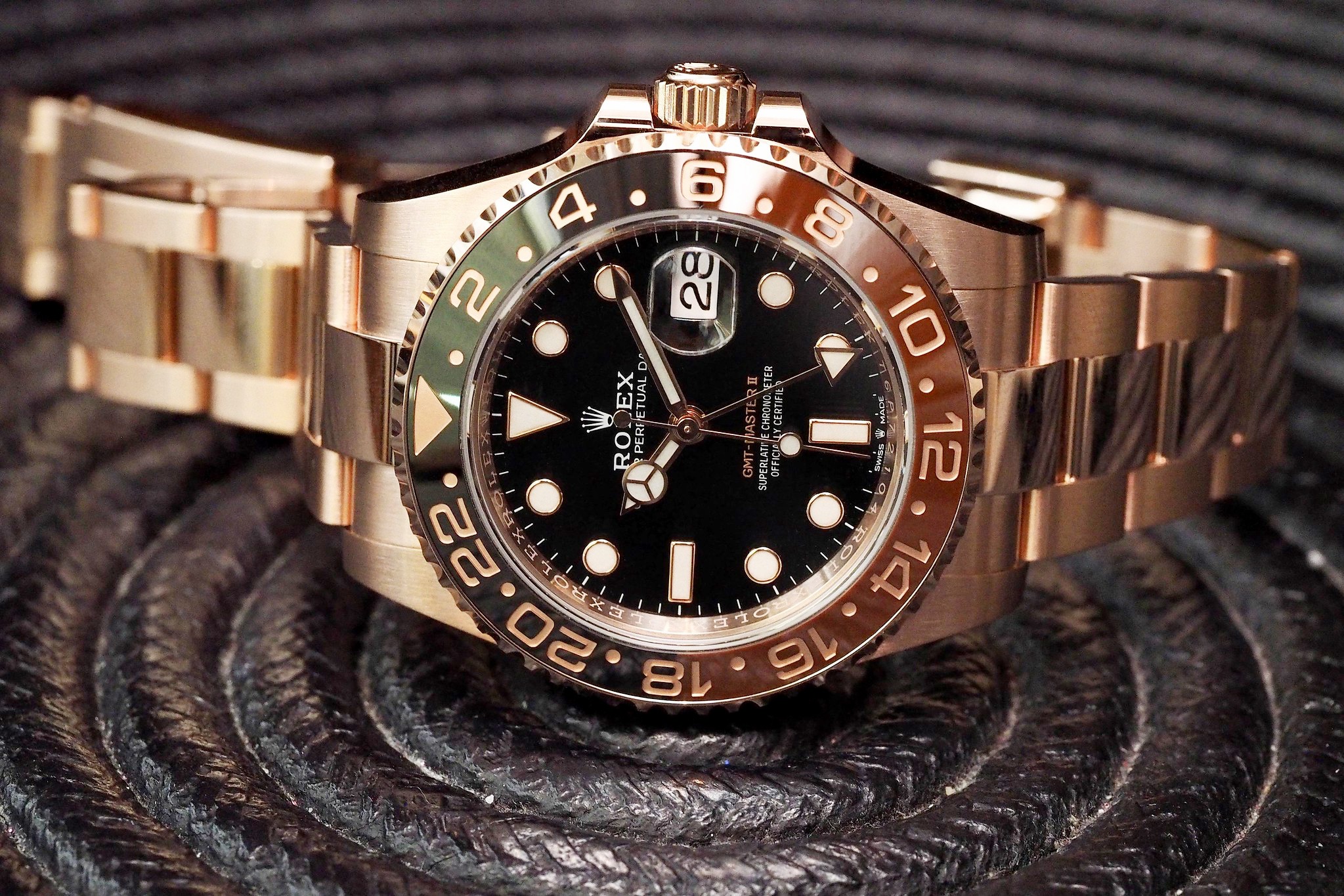 gmt master 2 rose gold two tone